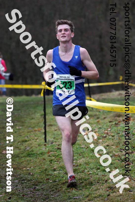 Mens under-20s North Eastern Cross Country, Aykley Heads, Durham. Photo: David T. Hewitson/Sports for All Pics